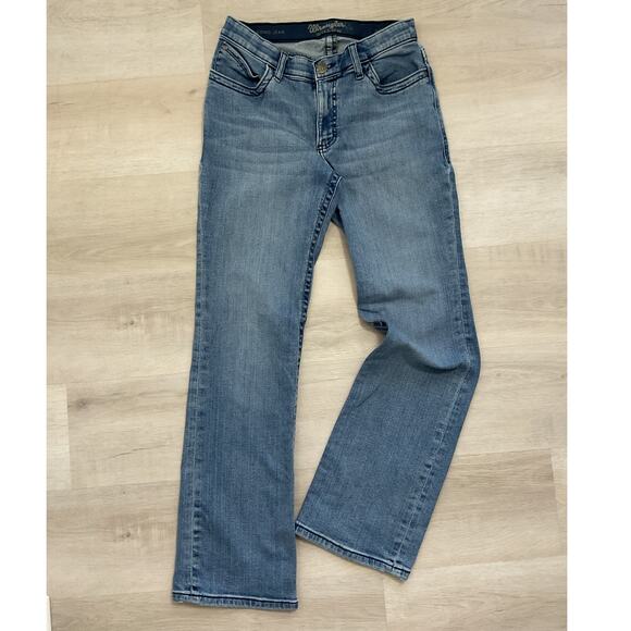 Wrangler Willow Ultimate Riding Med Wash Bootleg Jeans 9x32 - Picture 1 of 13